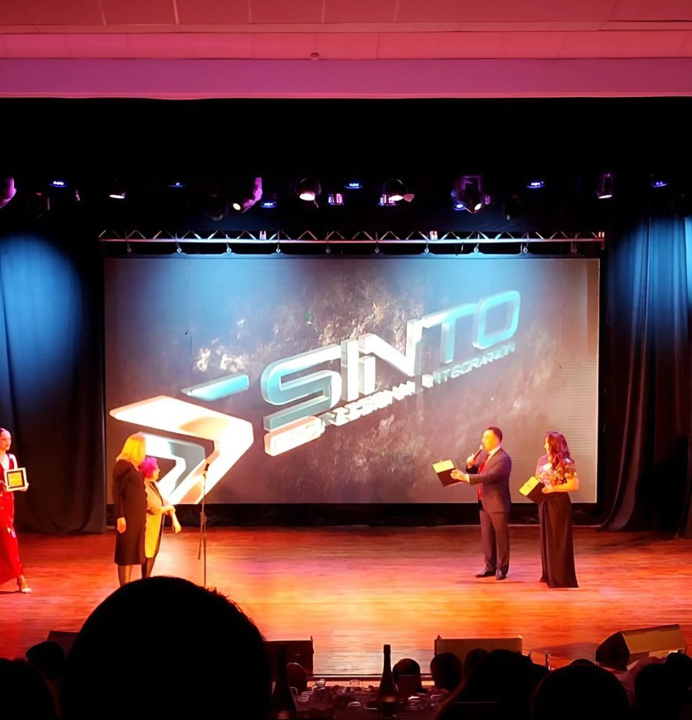 Компания СИНТО выступила генеральным партнером одного из самых значимых общественных событий региона — ежегодной премии «Человек года 2025», организованной «Городским телеканалом».