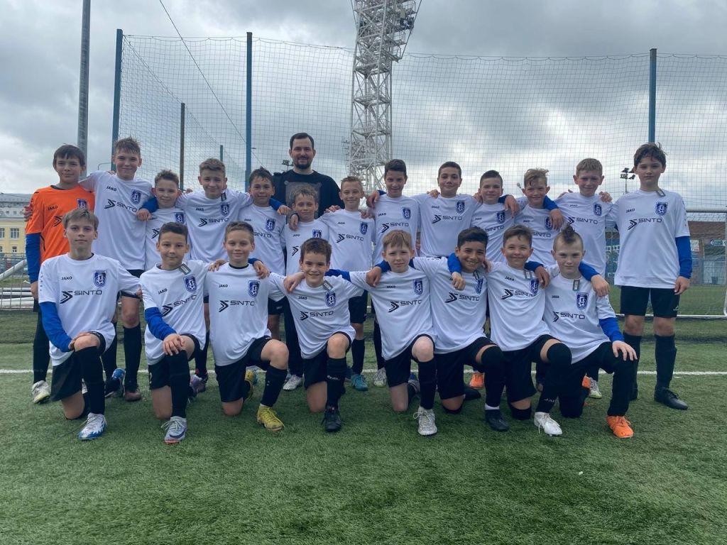 Детская футбольная команда ФК «Шинник»