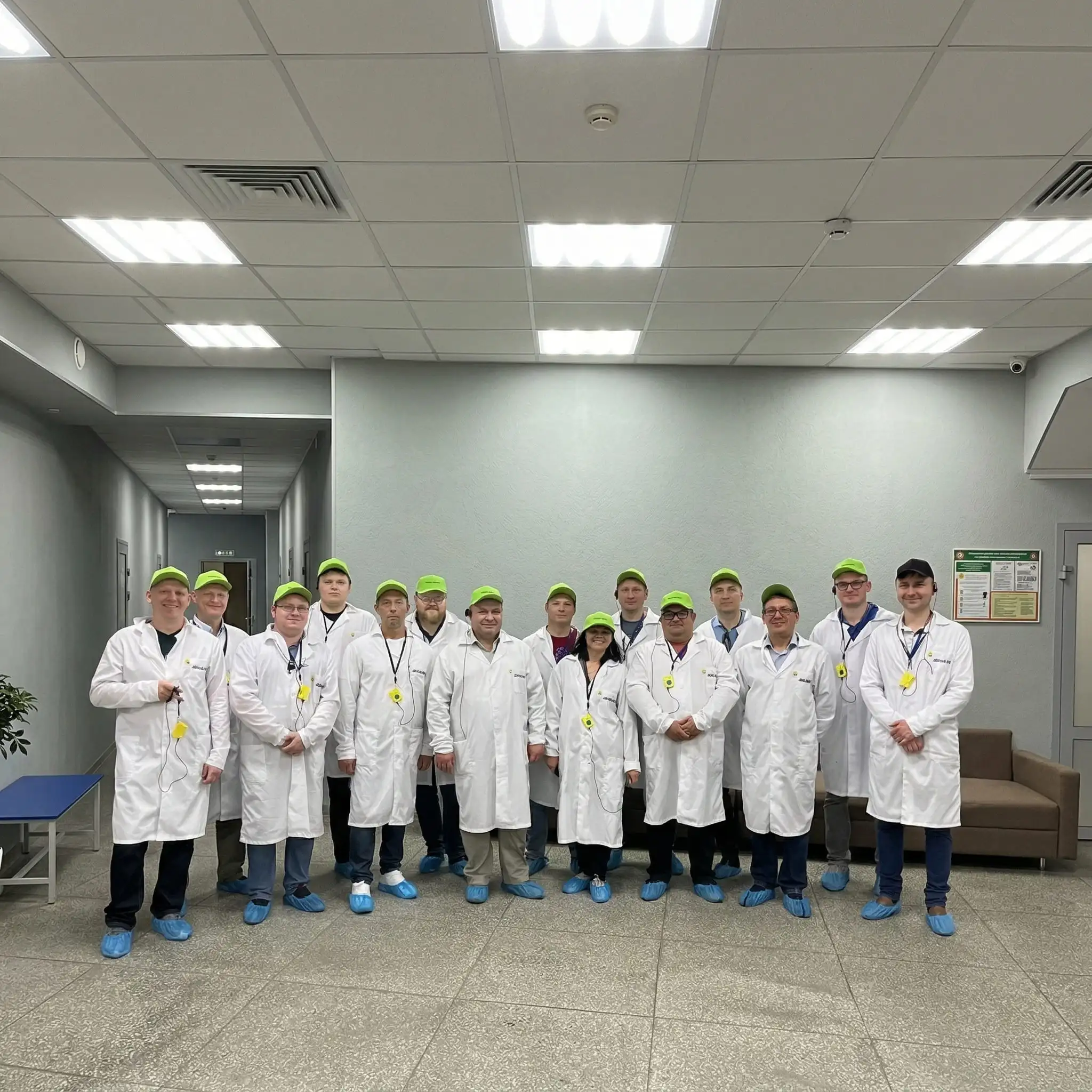 Фото СИНТО, заказчики и партнер Merlion посетили производство Aquarius в Шуе