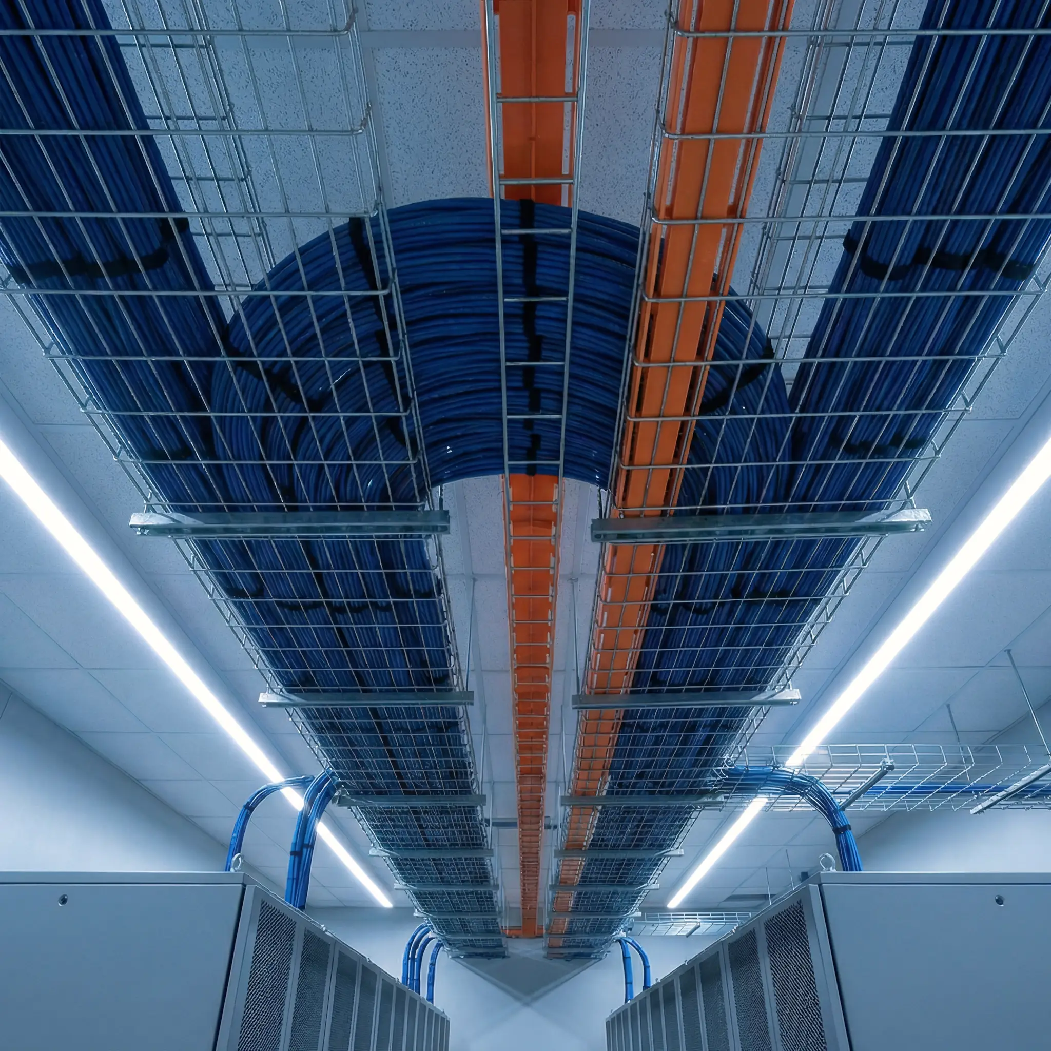 Структурированные кабельные системы и оптические магистрали в серверной